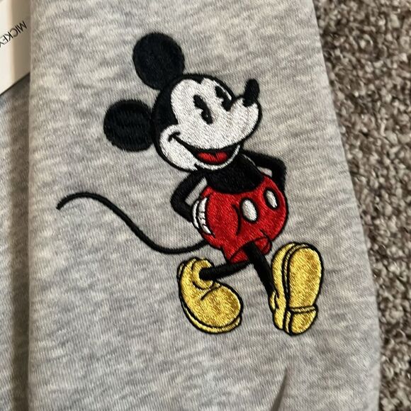 Disney Mickey Mouse Los Angeles California Embroidered Women’s Sweatshirt NWT M - Picture 5 of 8